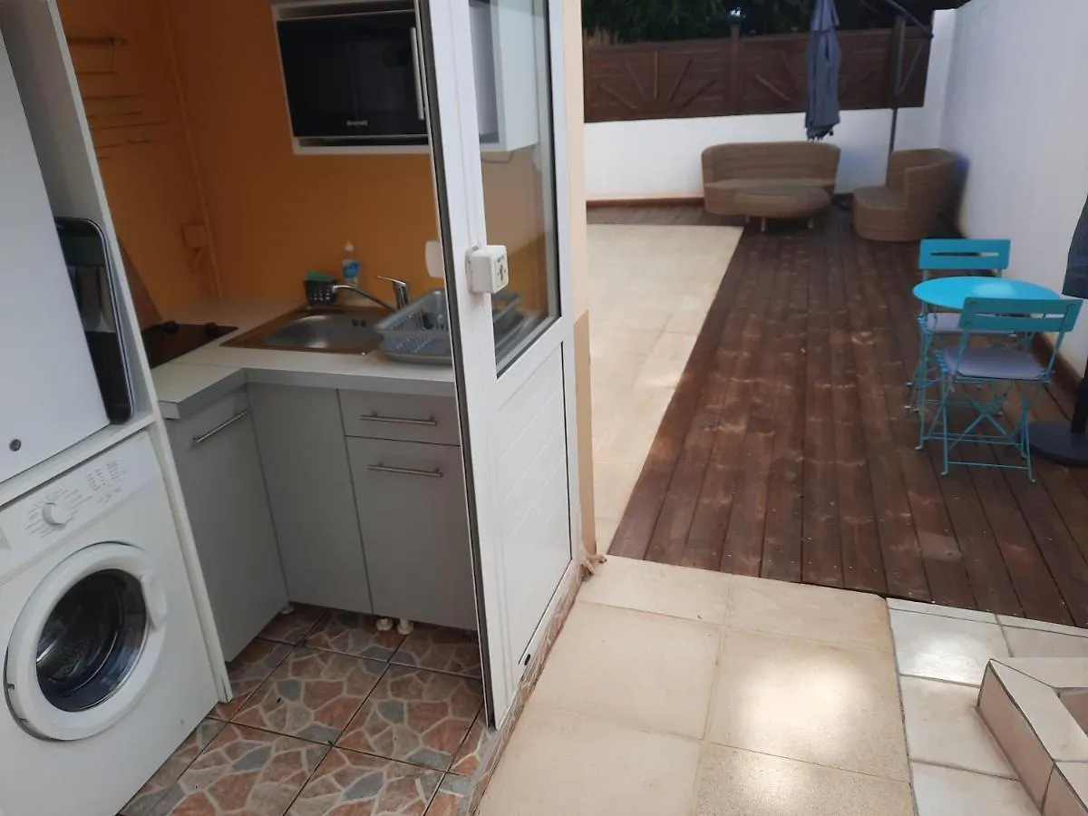 Сasa de vacaciones Studio Avec Piscine Privee, Idealement Situe Saint-Claude