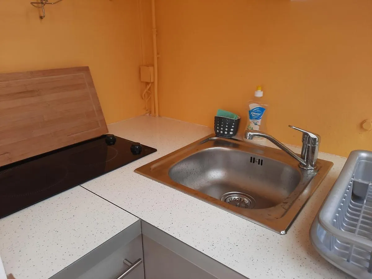 Studio Avec Piscine Privee, Idealement Situe Saint-Claude Сasa de vacaciones